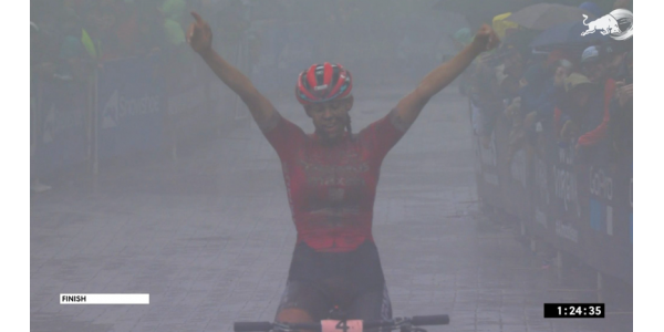 Alexandra Keller vinder første karriere XC World Cup titel